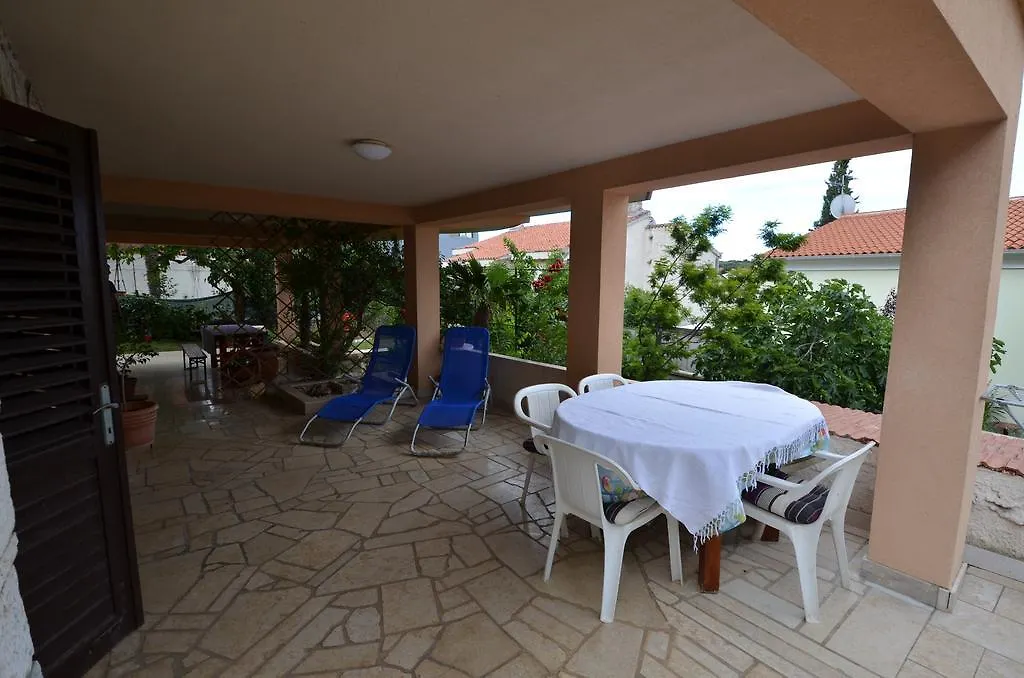 Apartments Villa Bartol Pula 0*,